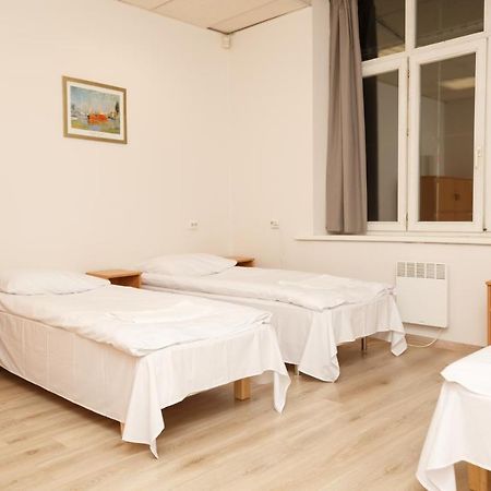 5 Euro Hostel Vilnius Ngoại thất bức ảnh