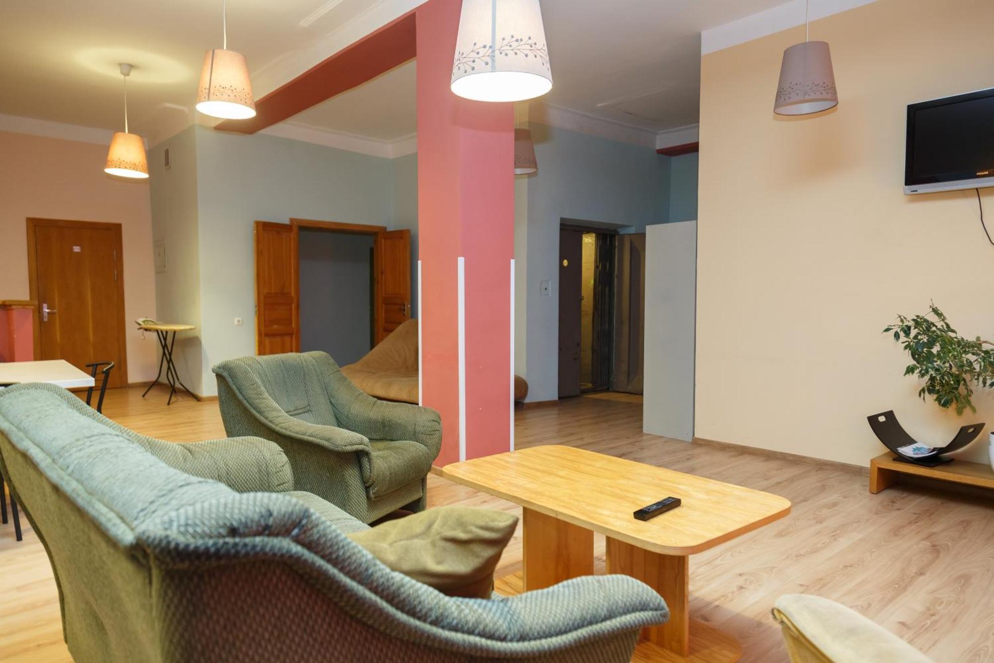 5 Euro Hostel Vilnius Ngoại thất bức ảnh